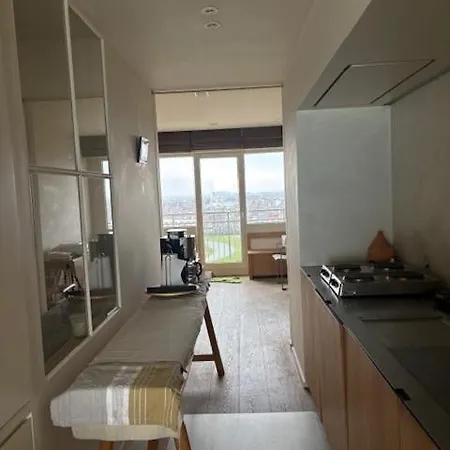 Апартаменти Modern Two-bedroom With Breathtaking Views And Two Charming Terraces T39 Остенде